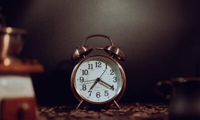 clock, alarm clock, coffee, cup, coffee cup, coffee grinder, grains