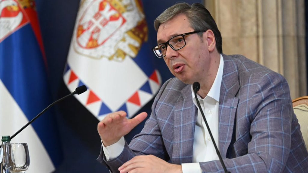 Aleksandar Vučić pokreće podkast, Miroslav Muta Nikolić prvi gost u petak – podkAVst Aleksandar Vučić
