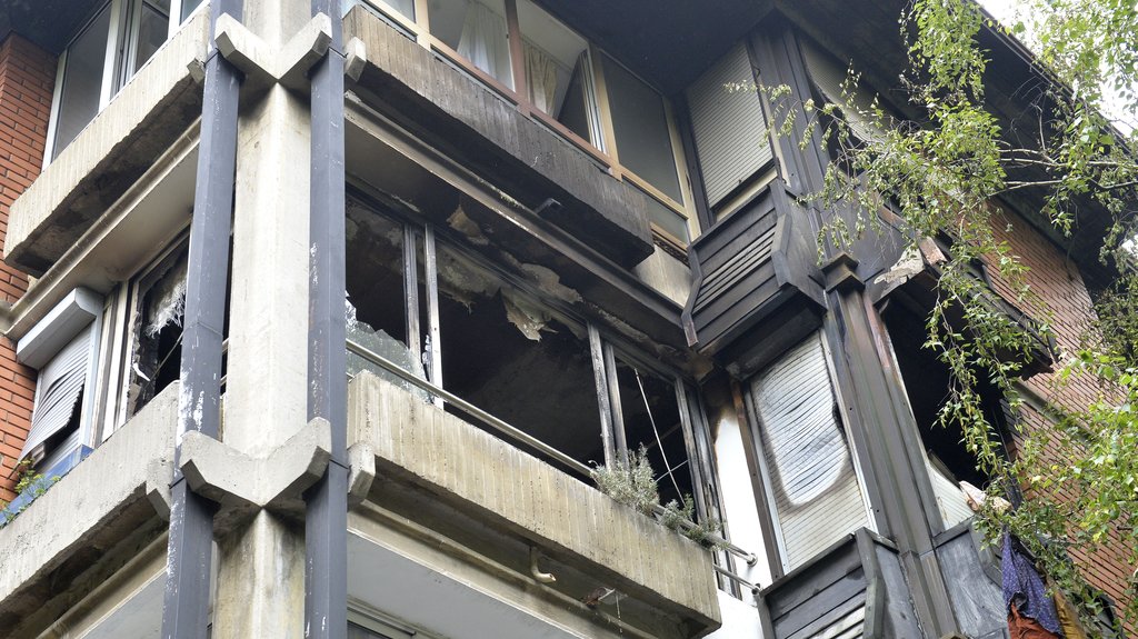 Dim prekrio Gardoš: Požar izbio u napuštenoj zgradi u Zemunu – požar u Zemunu