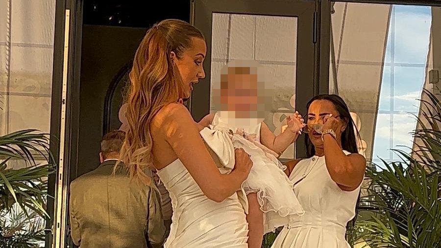 EMOCIJE SU PREVAZILE SVE GENERACIJE: Prijini baka i deka stigli na proslavu rođendana male Arije (FOTO) – proslava rođendana Arije