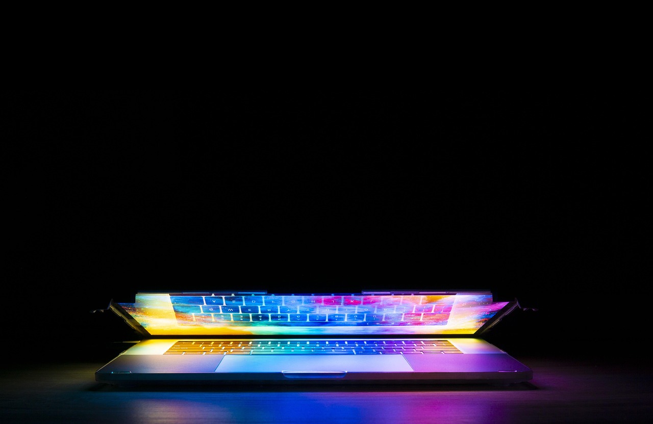 Lenovo prikazao koncept laptopa sa proširivim ekranom spremnim za svakodnevnu upotrebu (VIDEO) – proširivi ekran na laptopu