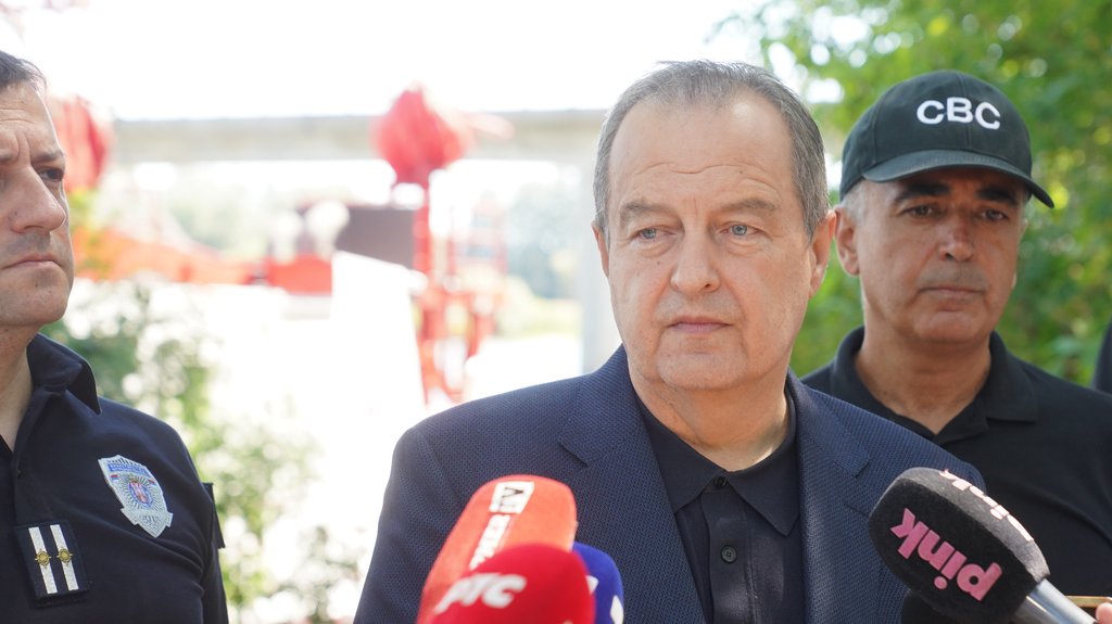 Šumski požari na Stolovima i Goču ugašeni: Efikasna akcija vatrogasaca donela olakšanje