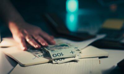 Gotovinski krediti u Srbiji dostigli 9 milijardi evra, čine polovinu zaduženja građana
