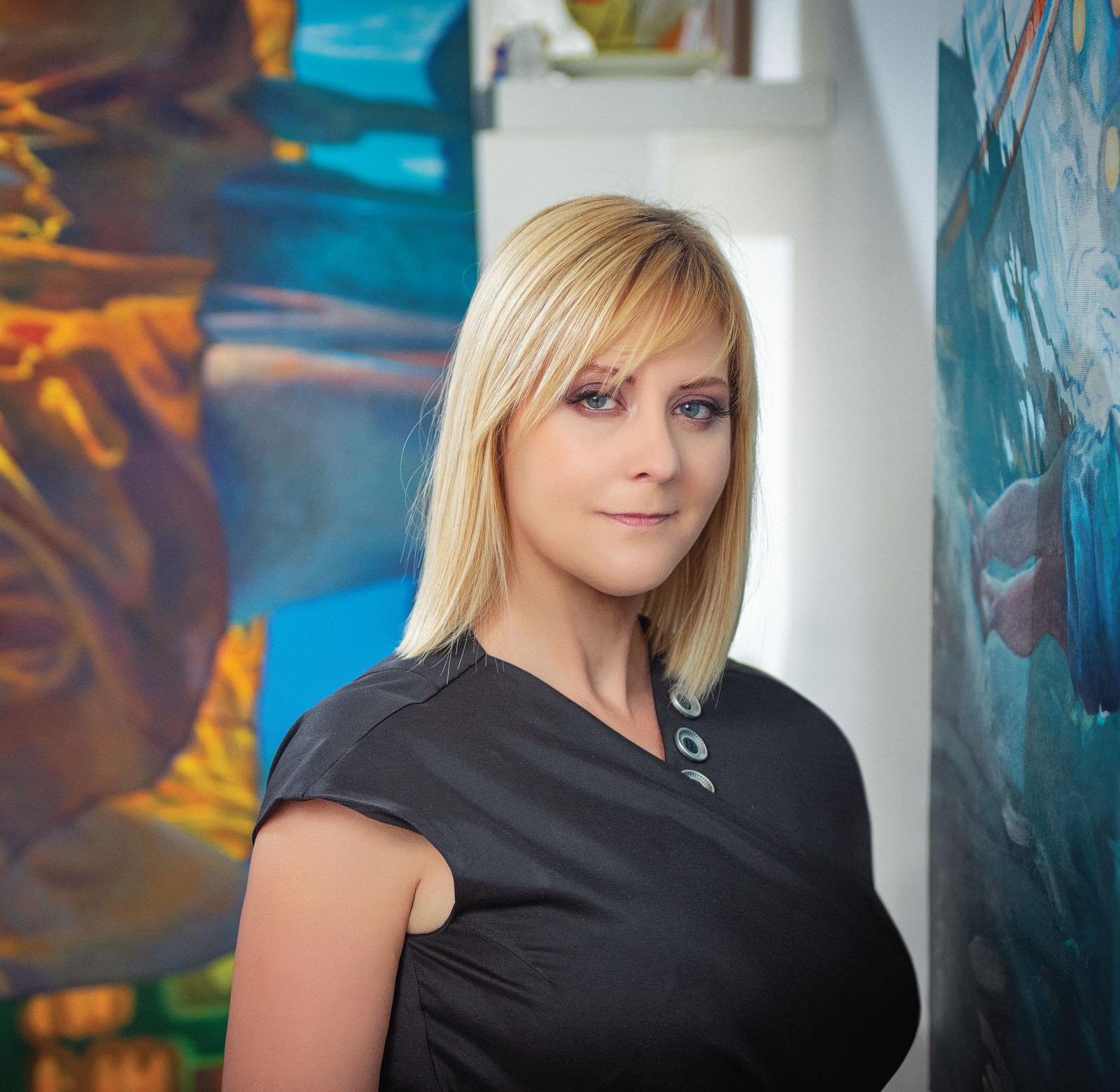 Ivana Živić otvara izložbu i komentariše kič na umetničkoj sceni – šunda i kiča na umetničkoj sceni