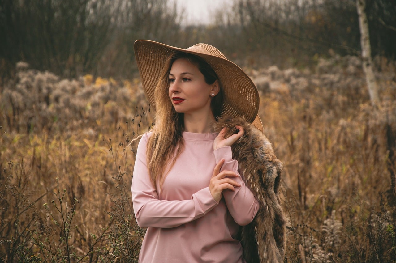 Jesenje kolekcije poznatih brendova donose sveže modne trendove (VIDEO) – Zara COS moda