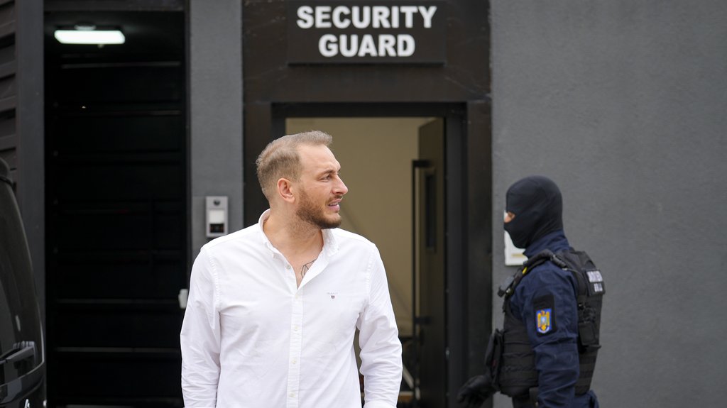 Optužnica protiv braće Tejt u Rumuniji zbog trgovine maloletnicima