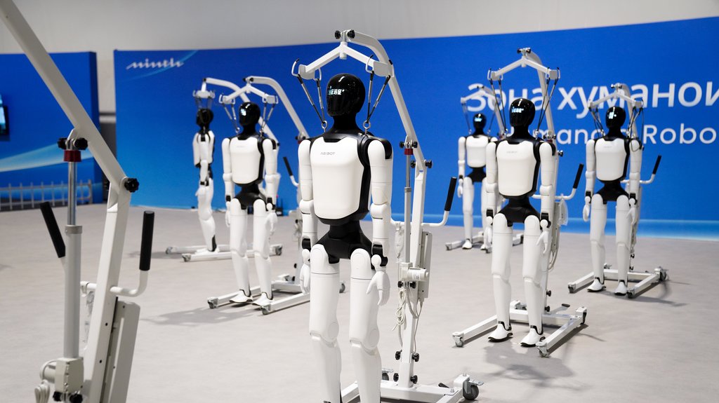 Prvi humanoidni roboti u Šapcu: Kako izgleda početak nove ere tehnologije