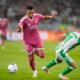 Real Madrid i Betis otvorili meč u Sevilji neobičnom serijom promena lopte: Šta se dešavalo na La Cartuji