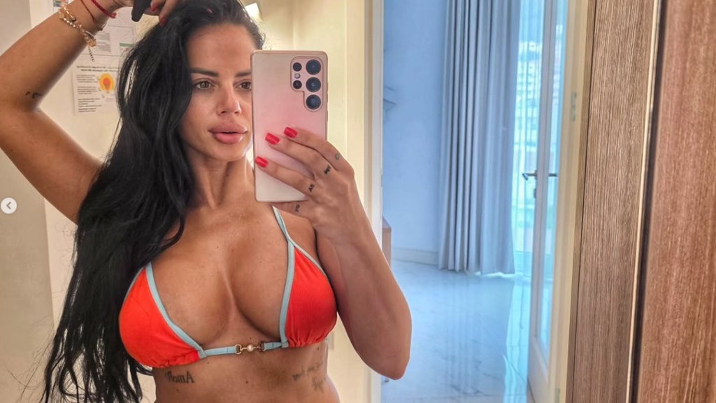 KO BI OČEKIVAO OVAKVE OBJAVE OD DRAGANE STOJANČEVIĆ: Na Instagramu pokazala tetovaže i otkrila odnos sa porodicom (FOTO) – Dragana Stojančević na Instagramu