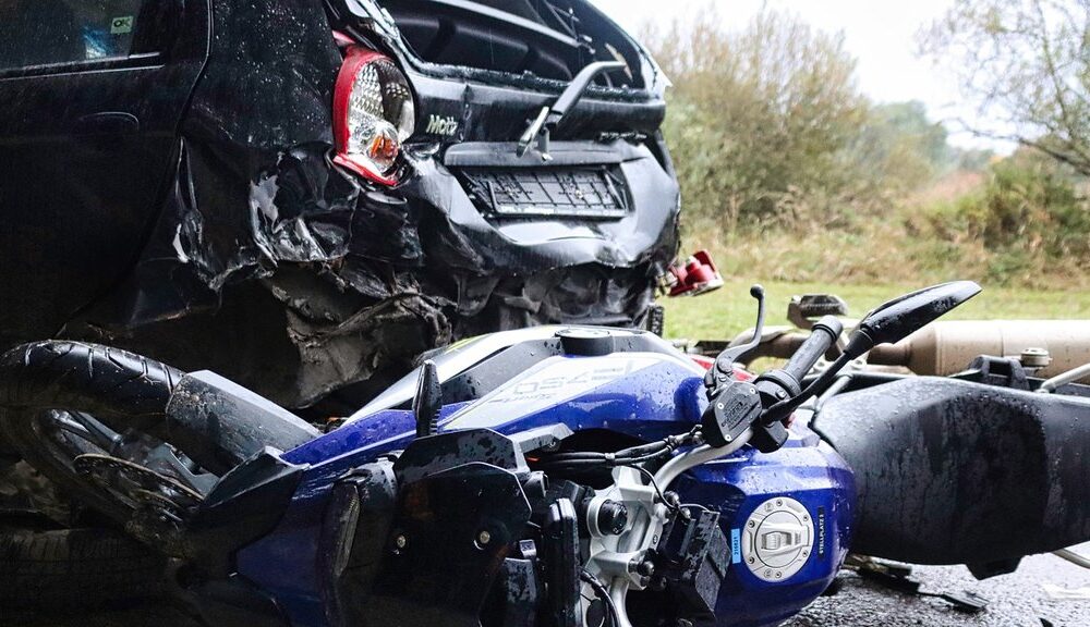 Motociklista povređen u nesreći u Ovčarsko-kablarskoj klisuri: Kolone na putu – nesreća u Ovčarsko-kablarskoj klisuri