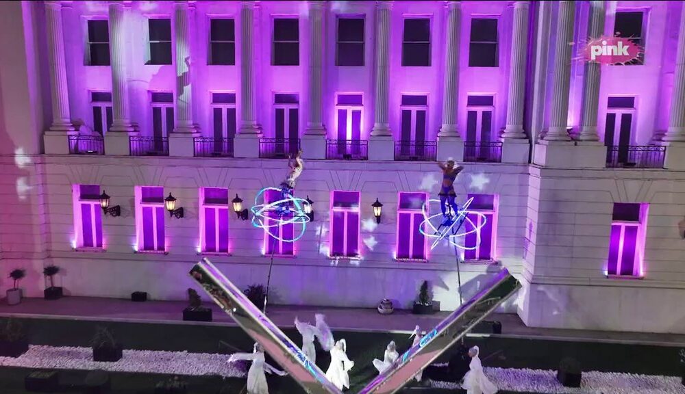 NEVEROVATNA ENERGIJA NA SCENI: Plesači izveli zahtevnu koreografiju uz spektakularne efekte (VIDEO) – spektakularna plesna tačka