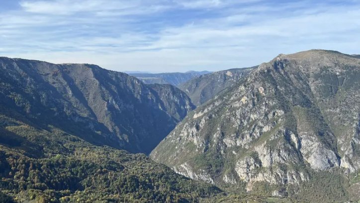 Planinar iz Srbije povređen na Durmitoru, uspešno spasavanje kod Prutaša – povreda planinara na Durmitoru