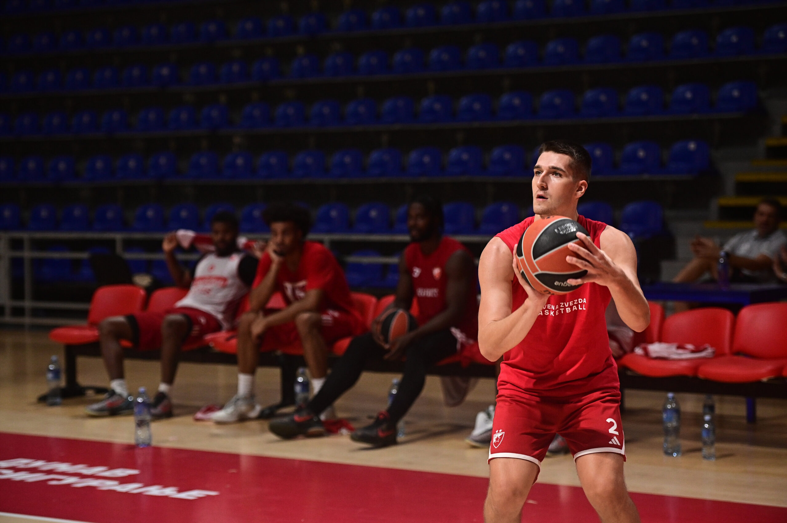 Crvena zvezda i Partizan pred 180. večitim derbijem: Gde gledati najveći fudbalski okršaj u Superligi – Crvena zvezda derbi Partizan