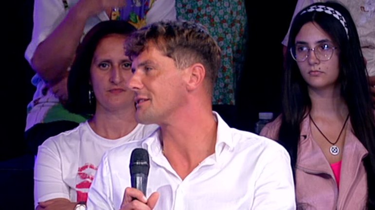 JANIJEV ODGOVOR PRIVUKAO PAŽNJU GLEDALACA: Bivši košarkaš otkrio šta očekuje od devojke (VIDEO) – Jani Bobič otkrio