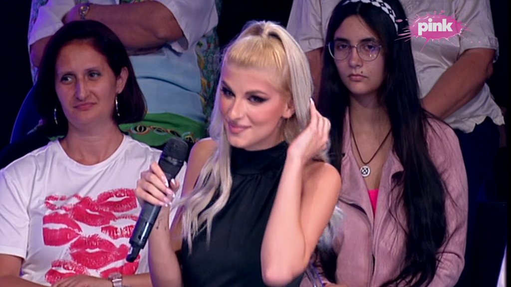 OD LENE OČEKUJTE I SUZE I SMEH: Nova takmičarka priznala kako je porodica reagovala na njen ulazak (VIDEO) – podrška porodice