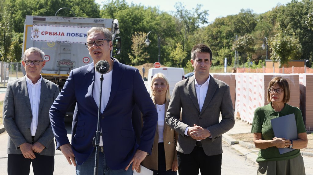 Predsednik Aleksandar Vučić ističe važnost izbora domaćih lidera u Srbiji – izbor domaćih lidera