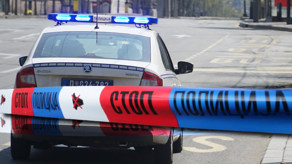 Eksplozija plinske boce u Surčinu: Hitna reakcija službi, povređen muškarac