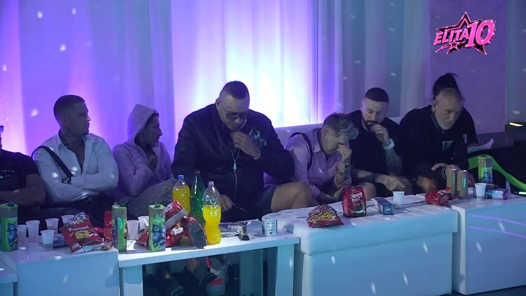 NAPETOST UŽIVO U ELITE 10: Stručni žiri presudio, Poršelina nije dobila najvišu ocenu od Cara (VIDEO) – napetost u Elite 10