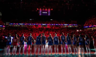 Neobična scena na dodeli medalja: Turci zviždali Zoranu Terziću, odbojkašice Srbije ga branile aplauzom – dodela medalja Srbija Turska