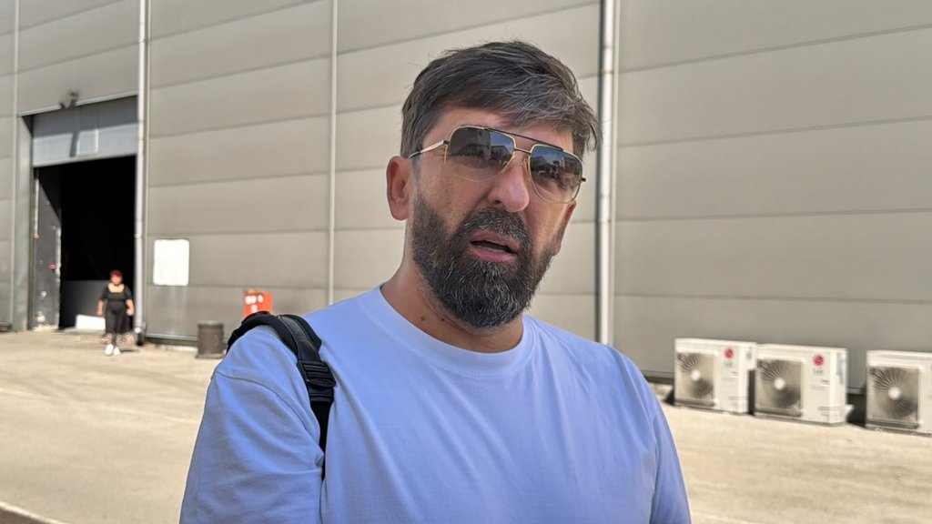 PROMENE U OMILJENOJ EMISIJI IZNENAĐUJU GLEDAOCE: Ognjen Amidžić otkrio novu voditeljku i studio Pinkovih zvezda (VIDEO) – promene u Pinkovim zvezdama