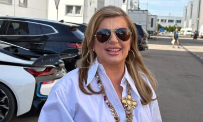 ZAŠTO JE VIKI MILJKOVIĆ ODSUSTVOVALA SA PROSLAVE: Pevačica otkrila pravi razlog izostanka sa rođendana naslednica Jelene Karleuše (VIDEO) – Viki Miljković Pinkove zvezde