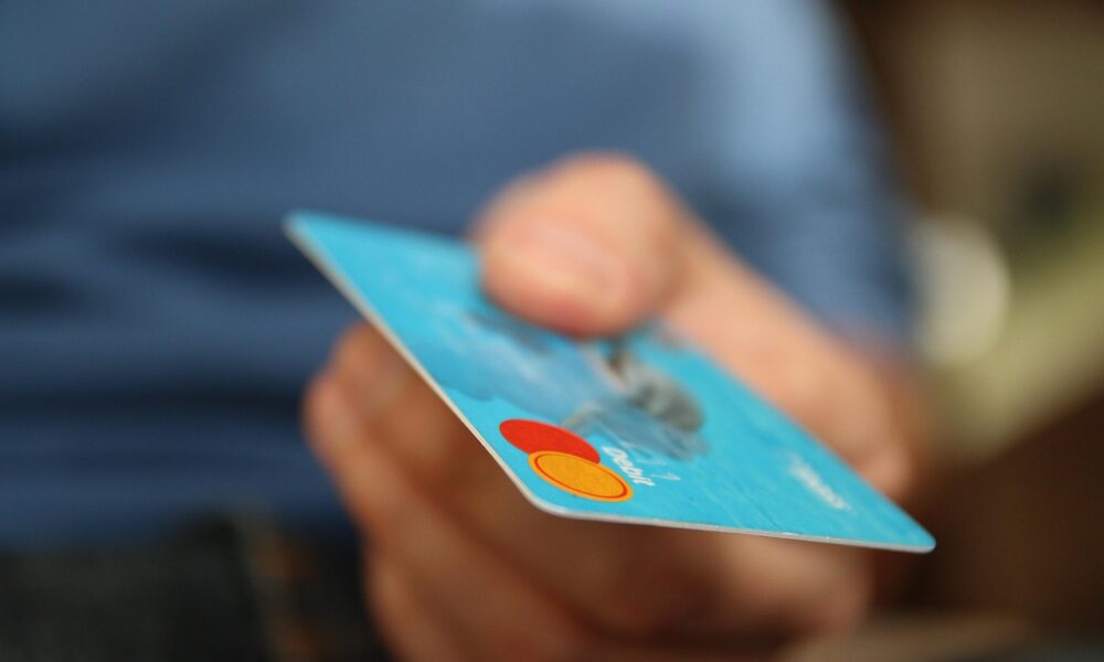 E-trgovina u Srbiji dostigla 34,2 miliona transakcija, digitalni novčanici jačaju udeo