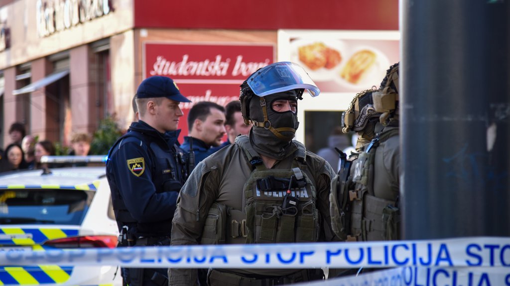 Mladić i devojka iz Srbije uhapšeni zbog trgovine drogom u Sloveniji – trgovina drogom u Sloveniji