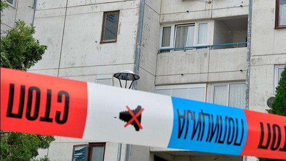 Drama u Užicu: Muškarac pao sa zgrade, lekari mu se bore za život – pad sa zgrade u Užicu