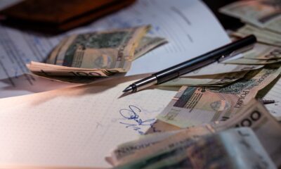 Država dodeljuje pomoć od 980,6 miliona evra, deficit i inflacija u fokusu – politički marketing od milijardu evra