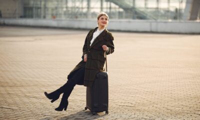Florence Pugh pokazuje kako nositi široke pantalone na putovanju – široke pantalone Florence Pugh