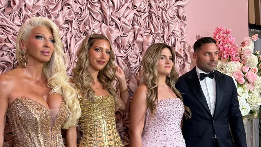 KOLIKO SU SPREMNI DA ULOŽE ZA ĆERKU: Jelena Karleuša i Duško Tošić obezbedili Atini stan i školovanje u Milanu (FOTO) – Atina Tošić školovanje u Milanu