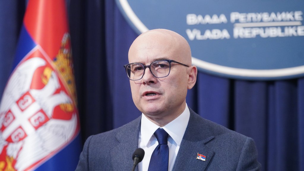 Miloš Vučević osudio zahtev za ograničavanje kretanja patrijarha Porfirija u Zagrebu – zabrana kretanja patrijarha Porfirija