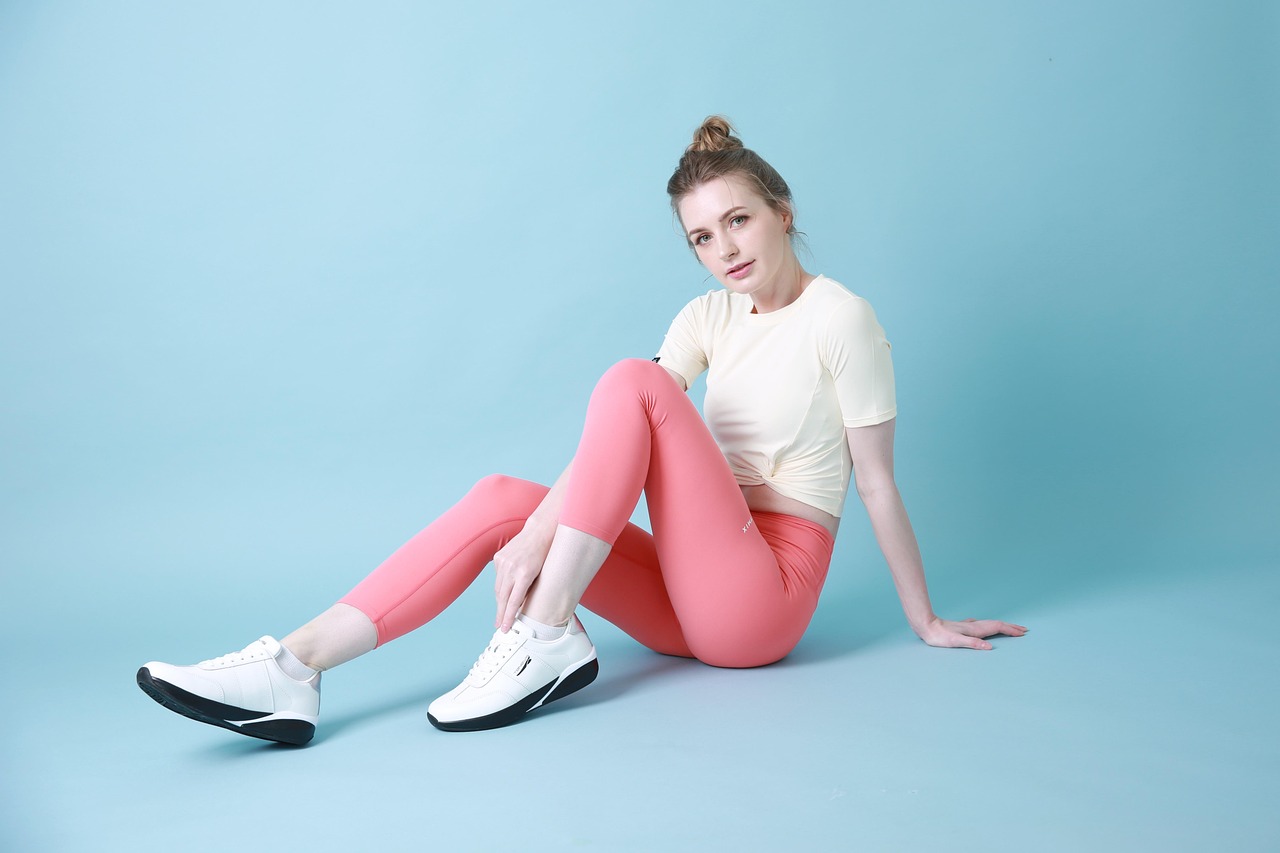 Nova modna kombinacija: Trenerka i farmerke u jednom komadu – Rag & Bone tracksuit-jeans
