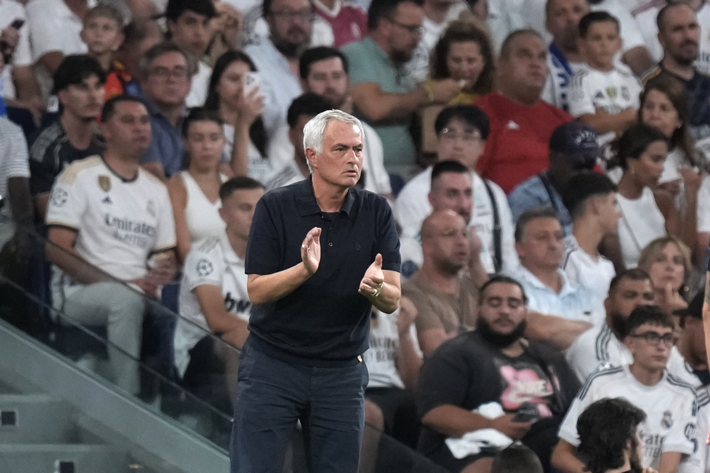 Real Madrid pobedio Inter 2:1: Napeta završnica i tenzija između Mourinha i asistenta