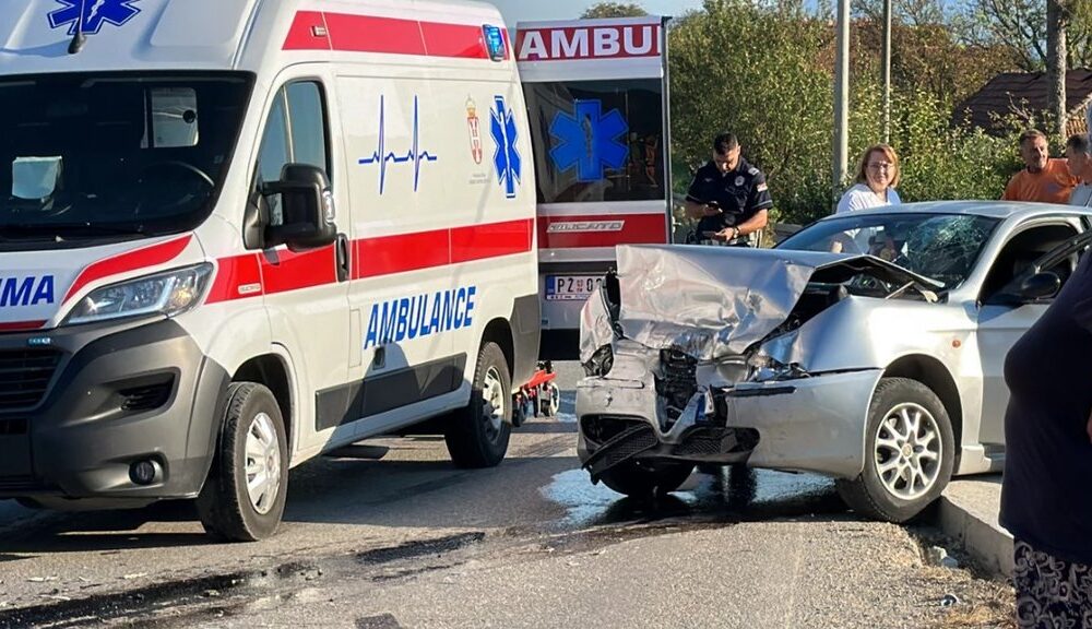 Sudar automobila i kamiona na Batajničkom drumu: Vozilo podletelo, poginula jedna osoba – sudar na Batajničkom drumu