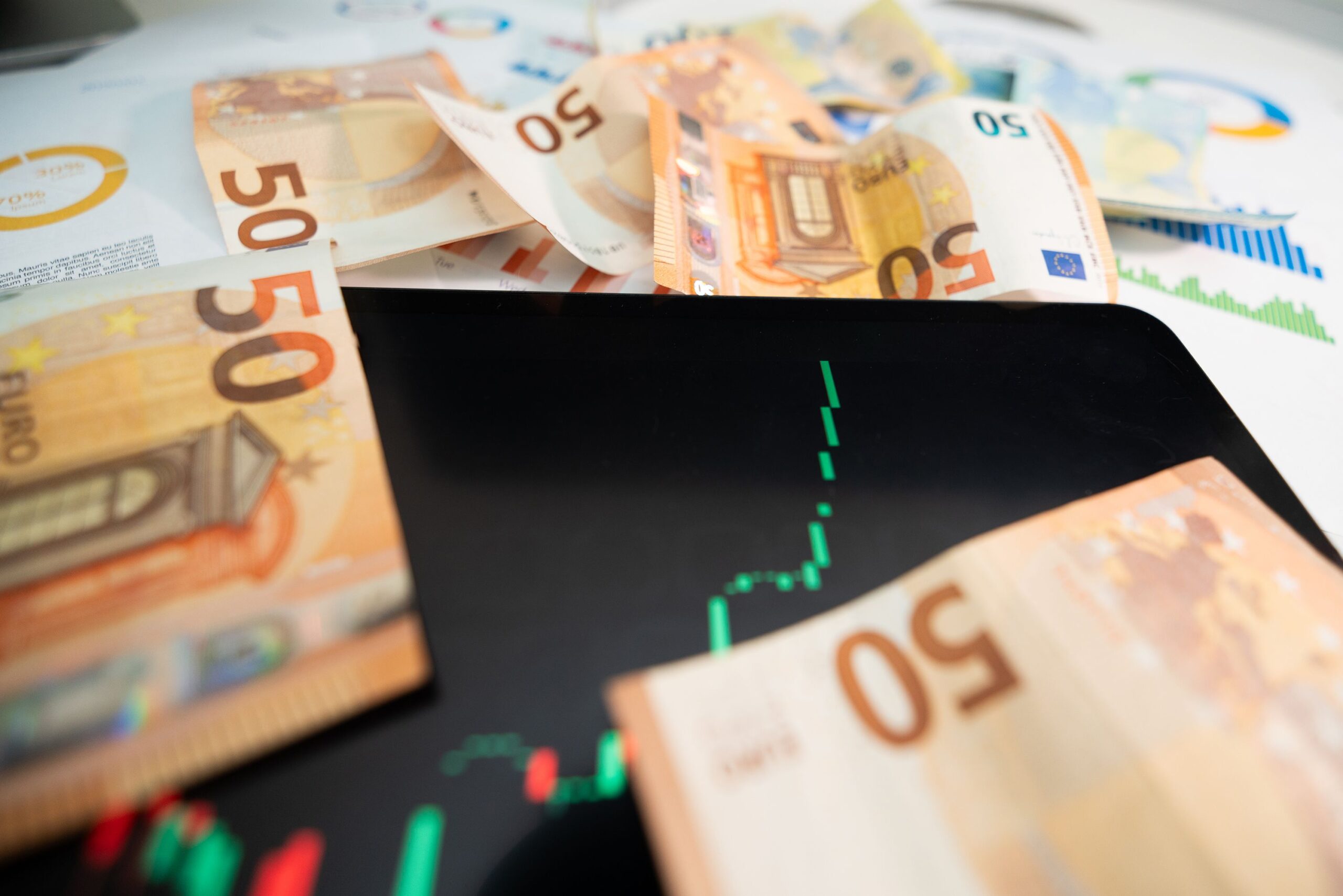 Evropska centralna banka povećala kamatne stope, inflacija u evrozoni dostigla 3,3%