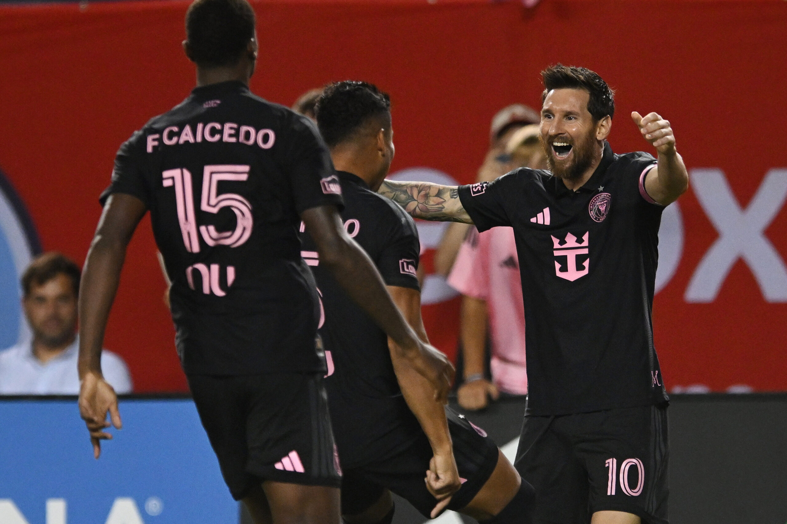 Inter Majami remizirao sa Čikago Fajerom 1:1: Sjajan duel Mesija i Levandovskog pred punim tribinama – Lionel Mesi Inter Majami gol