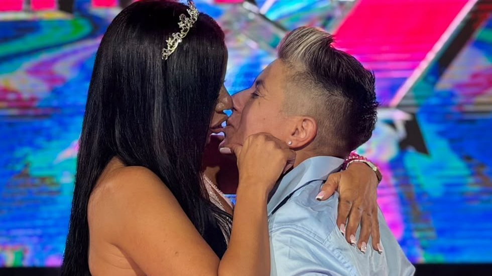 KAKO JE DRAGANA REAGOVALA NAKON LAURINOG POTEZA: Spakovala kofere i sa porodicom otišla pod Ostrog (FOTO) (VIDEO) – Dragana Stojančević pod Ostrogom