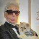 KO BI OČEKIVAO OVAKVU VEZU IZMEĐU DIZAJNERA I LJUBIMCA: Karl Lagerfeld ostavio milione svojoj mački Šupet, naslednici sada žele da preispitaju nasledstvo (FOTO)