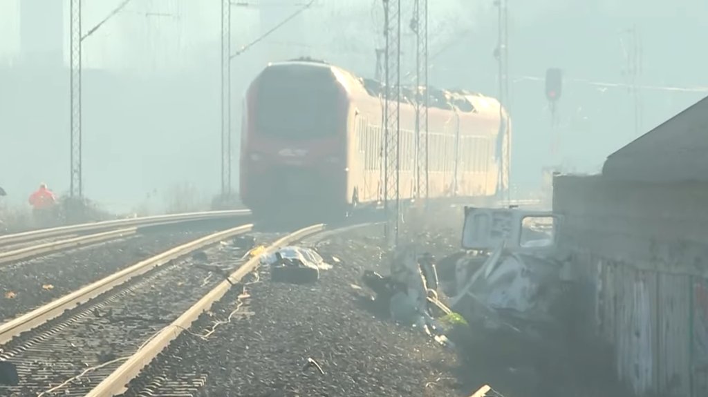 Prizor na pruzi u Mladenovcu: Stariji muškarac pronađen bez glave – pronađeno telo u Mladenovcu