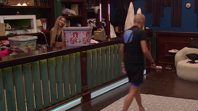 ŠIFROVANI RAZGOVORI MIĆE I ANELI OTKRILI NOVU SITUACIJU: Laura Prgomet i Filip Đukić pod lupom supervizora, sumnje rastu (VIDEO) – muljaža u rijalitiju