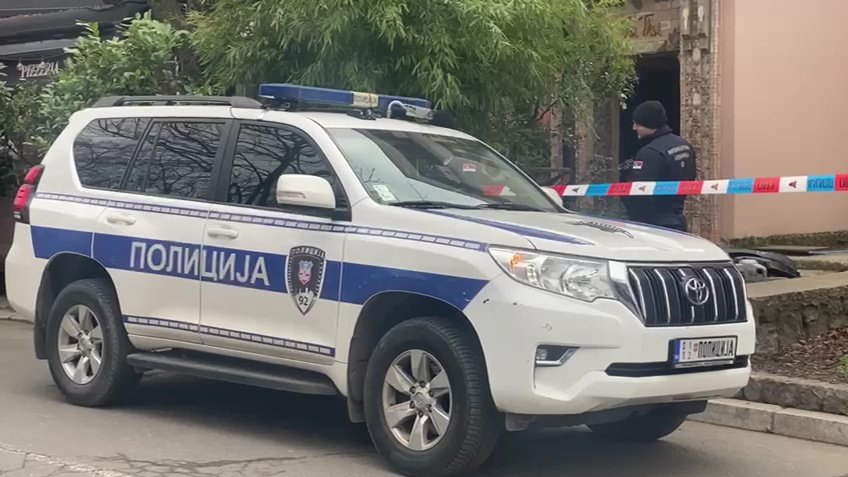 Ubistvo na Voždovcu: Prijatelj stradao, osumnjičeni slao pogrešnu adresu – napad nožem u Beogradu