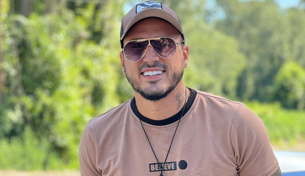 BIVŠI RIJALITI UČESNIK U NEOČEKIVANOJ NEVOLJI: Lazar Jeremić izgubio vredan novčanik sa dokumentima u Cirihu (FOTO) – gubitak novčanika u Cirihu