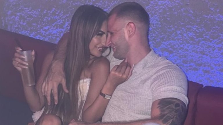 KAKO JE STEFANI GRUJIĆ ODLUČILA DA OTVORI DUŠU: Prvi put pokazala verenika na Instagramu, detalji veridbe iznenadili fanove (FOTO) – Stefani Grujić verenik
