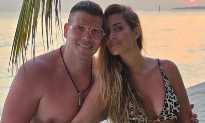 SMELI POTEZ JELENE RADANOVIĆ U PEŠČANOM AMBIJENTU: Pevačeva supruga pozirala bez gornjeg dela kupaćeg na Instagramu (FOTO) – Jelena Radanović Instagram