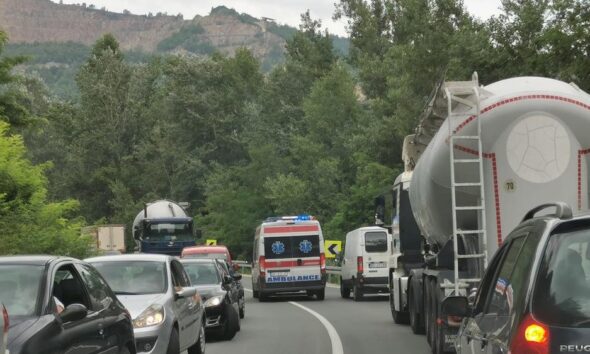 Lančani sudar kod Bijelog Polja: Šest povređenih, jedna osoba zadobila teže povrede