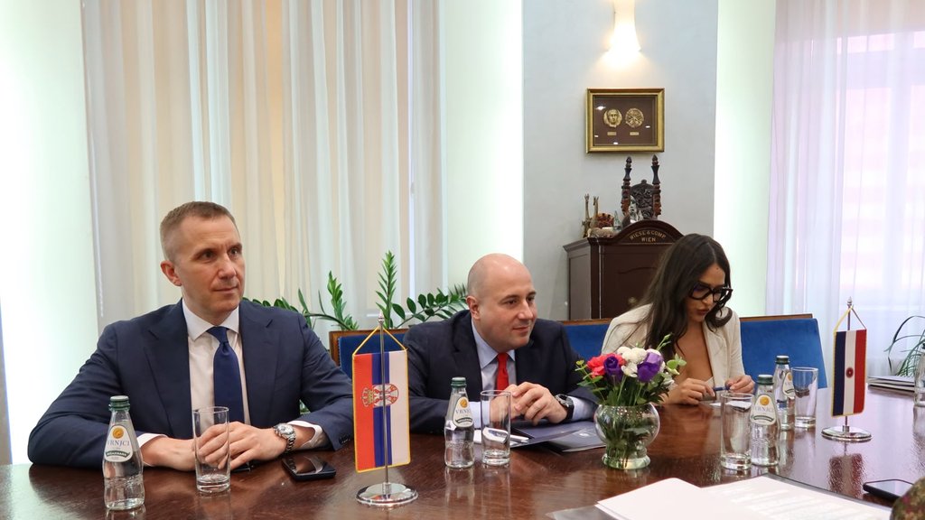Dušan Kozarev održao sastanak sa ambasadorkom Paragvaja o jačanju saradnje