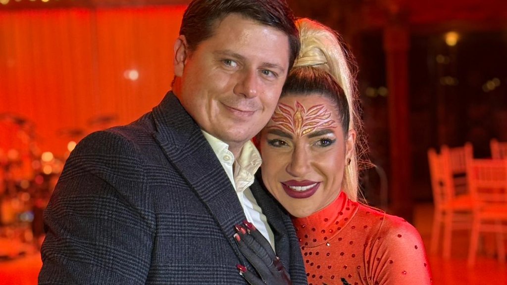 KAKO JE JOVANA JEREMIĆ OTKRILA DETALJE IZ PROŠLOSTI: Priznala kako je upoznala bivšeg muža preko Fejsbuka (FOTO) – upoznavanje preko Fejsbuka