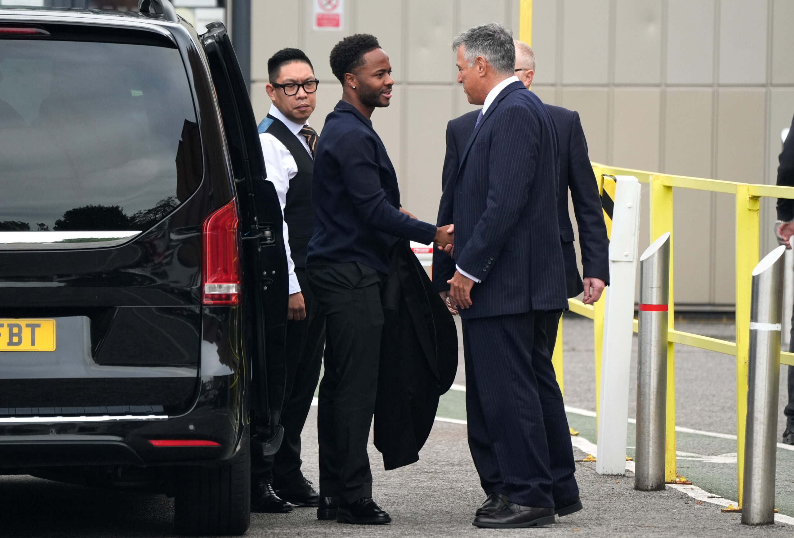 Raheem Sterling priznao krivicu: Vožnja pod uticajem i posedovanje droge šokirali fudbalsku javnost