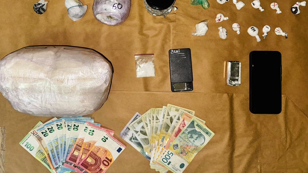 Skoro 4 kilograma droge zaplenjeno u Novom Sadu: Detalji velike akcije policije